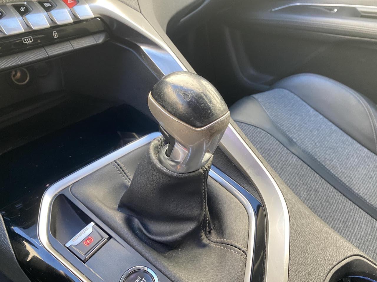 2019 Peugeot 3008 - 15