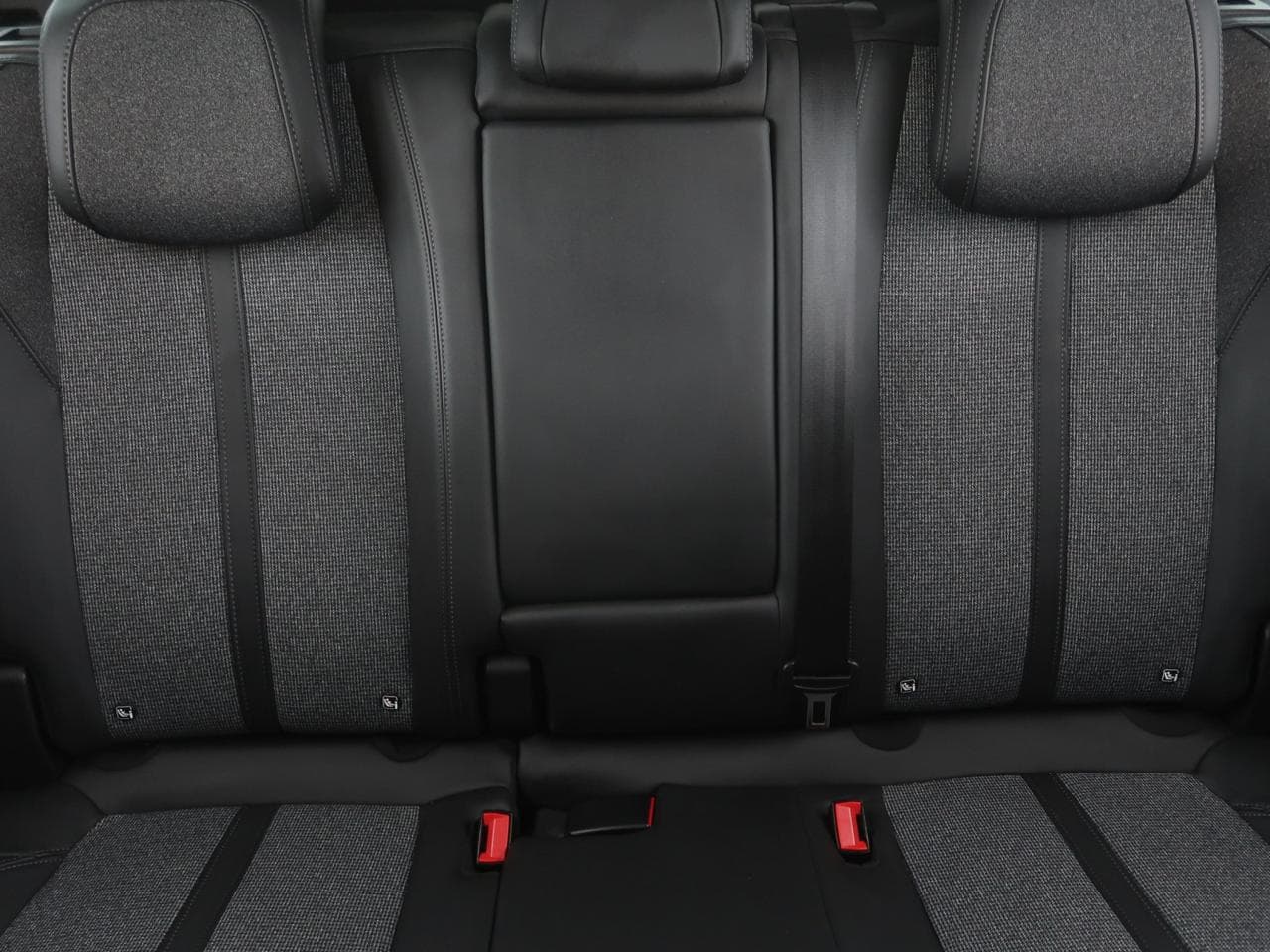 2020 Peugeot 3008 - 14