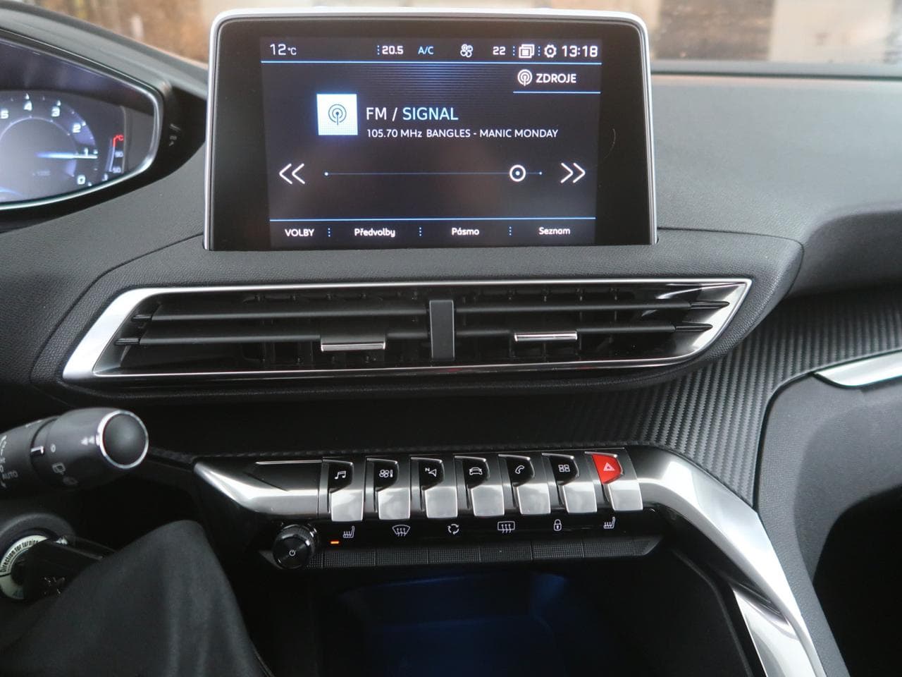 2020 Peugeot 3008 - 18