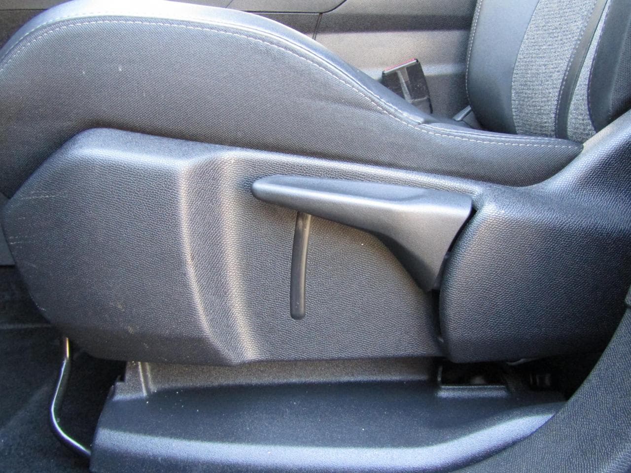 2019 Peugeot 3008 - 11