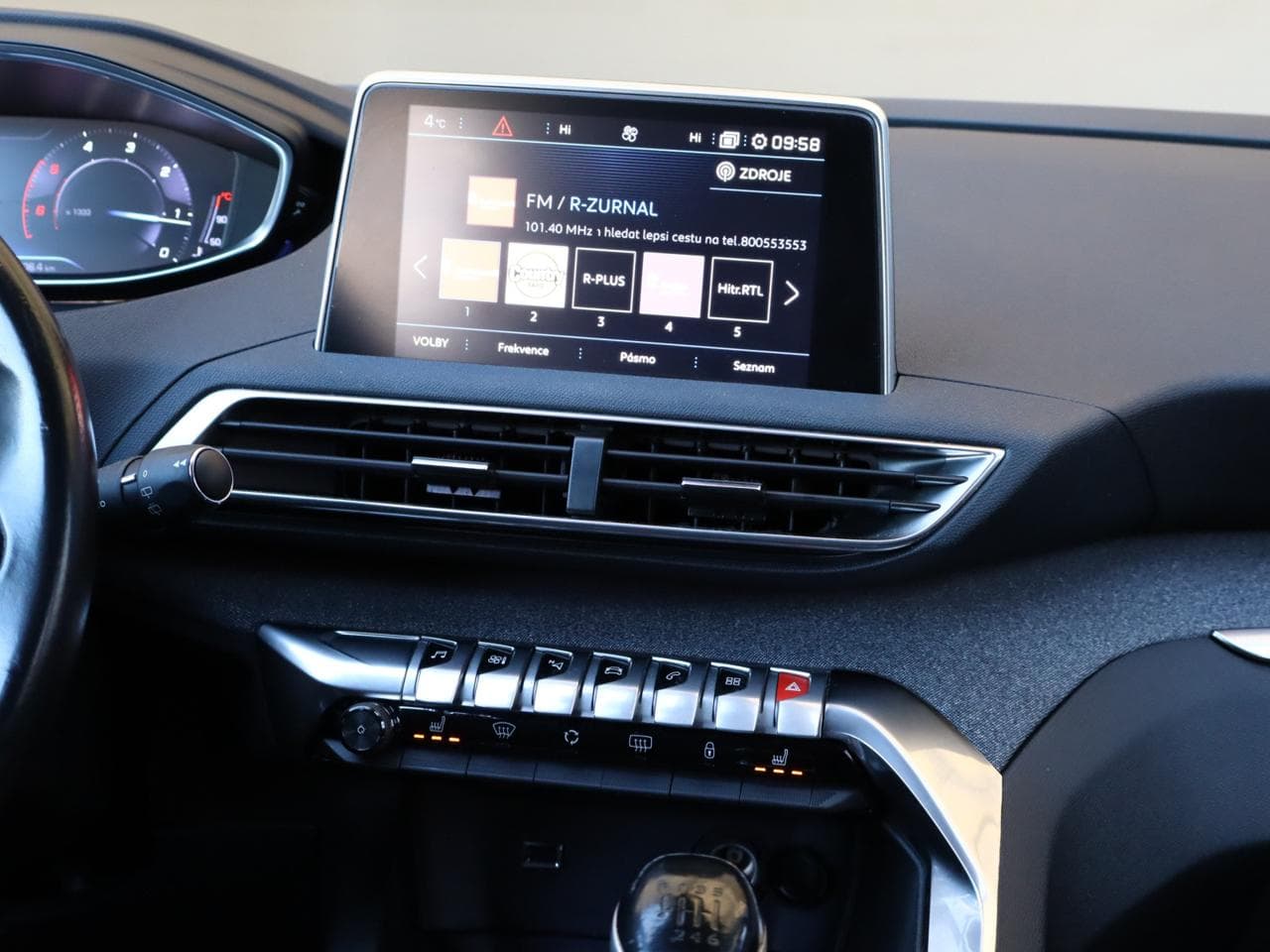 2019 Peugeot 3008 - 16