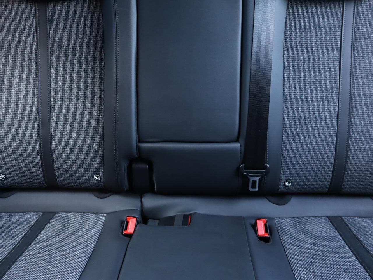 2019 Peugeot 3008 - 12