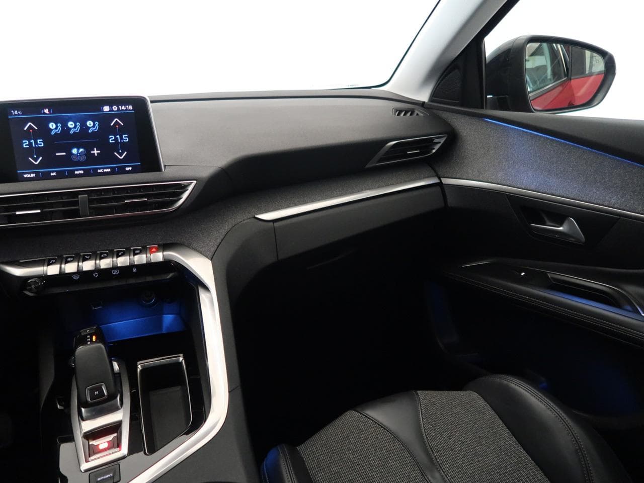 2018 Peugeot 3008 - 11