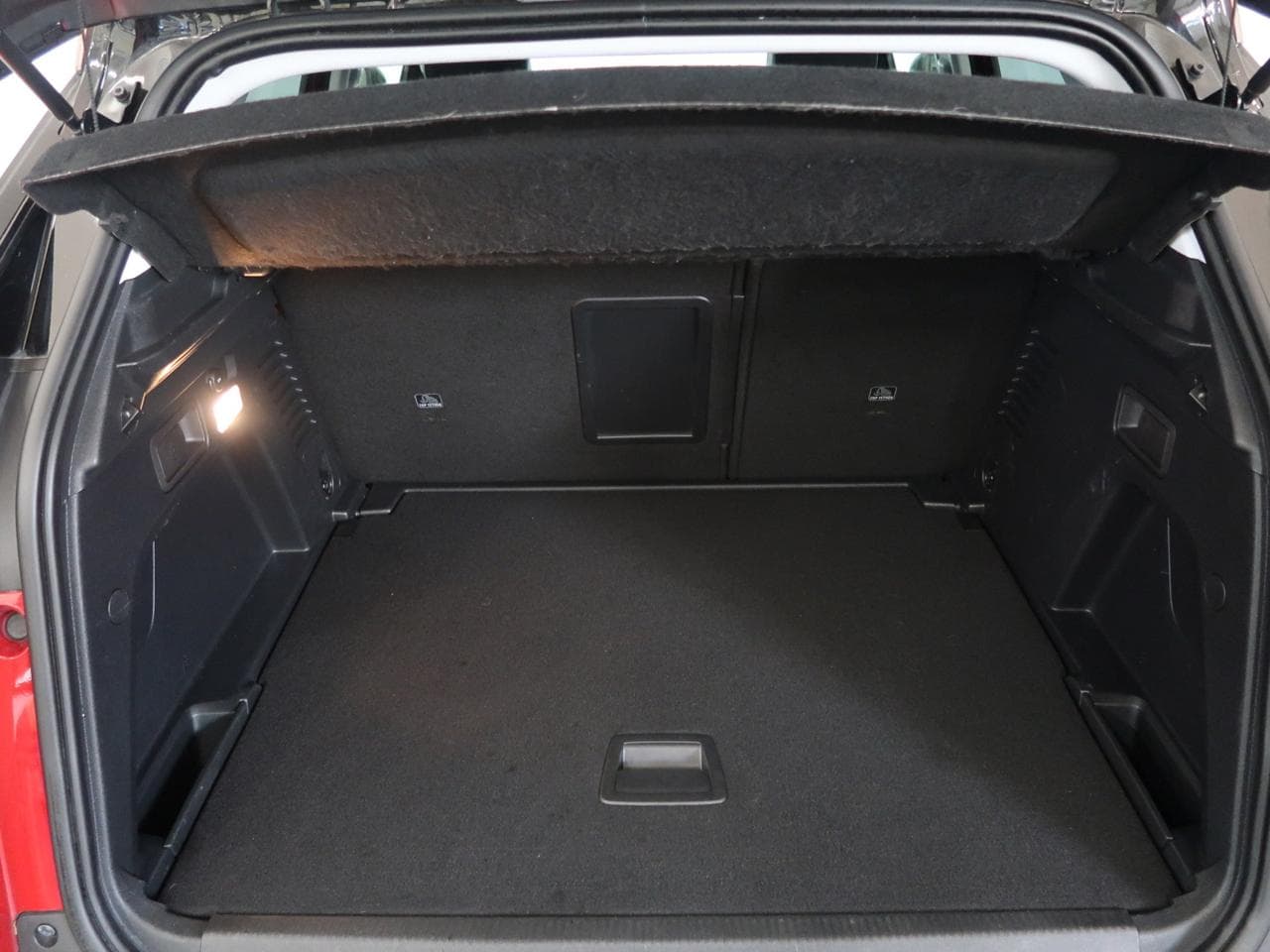 2018 Peugeot 3008 - 18