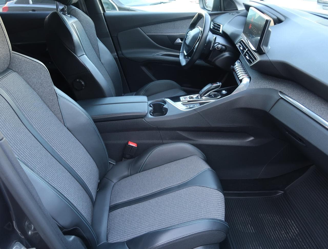 2021 Peugeot 3008 - 12