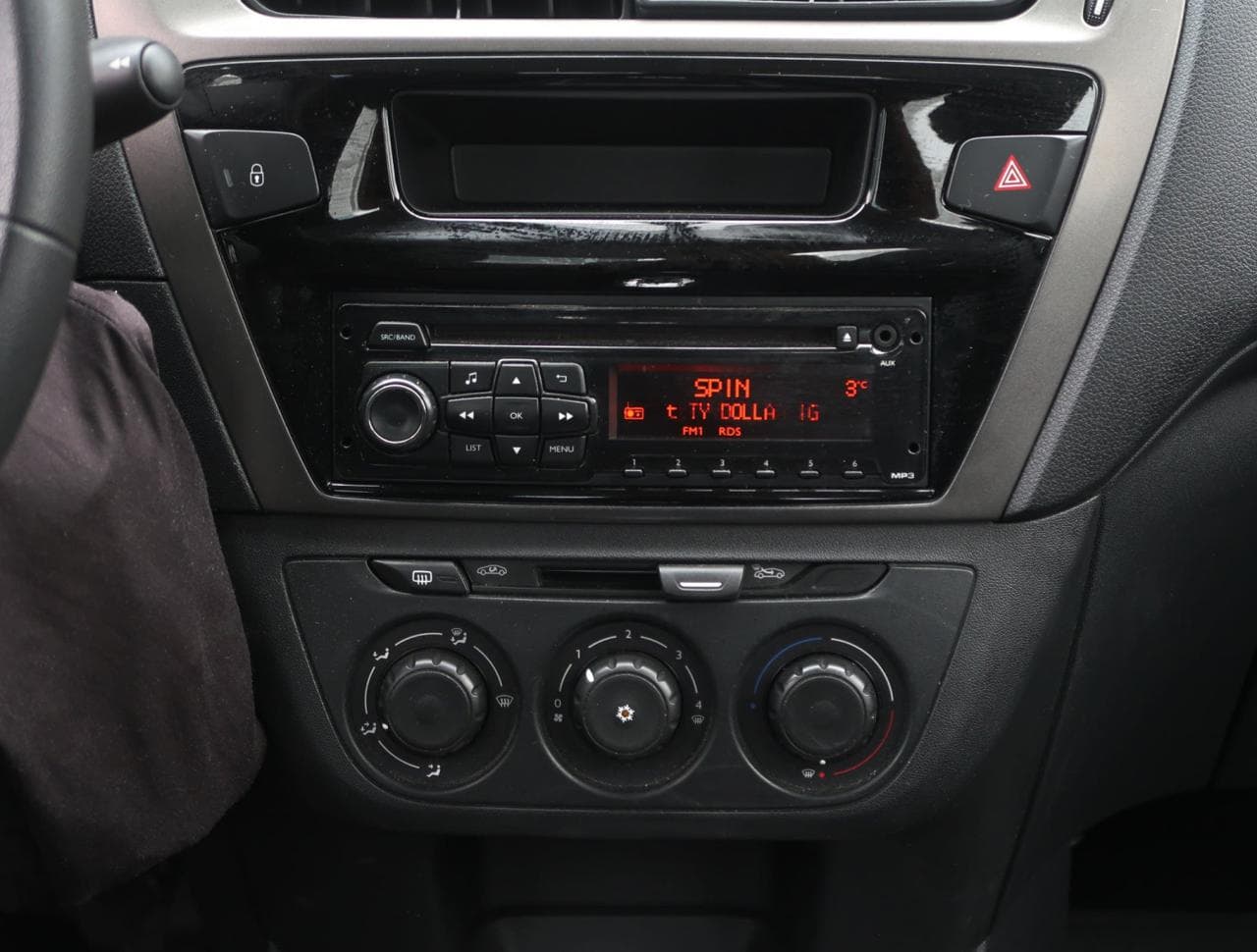 2017 Peugeot 301 - 18