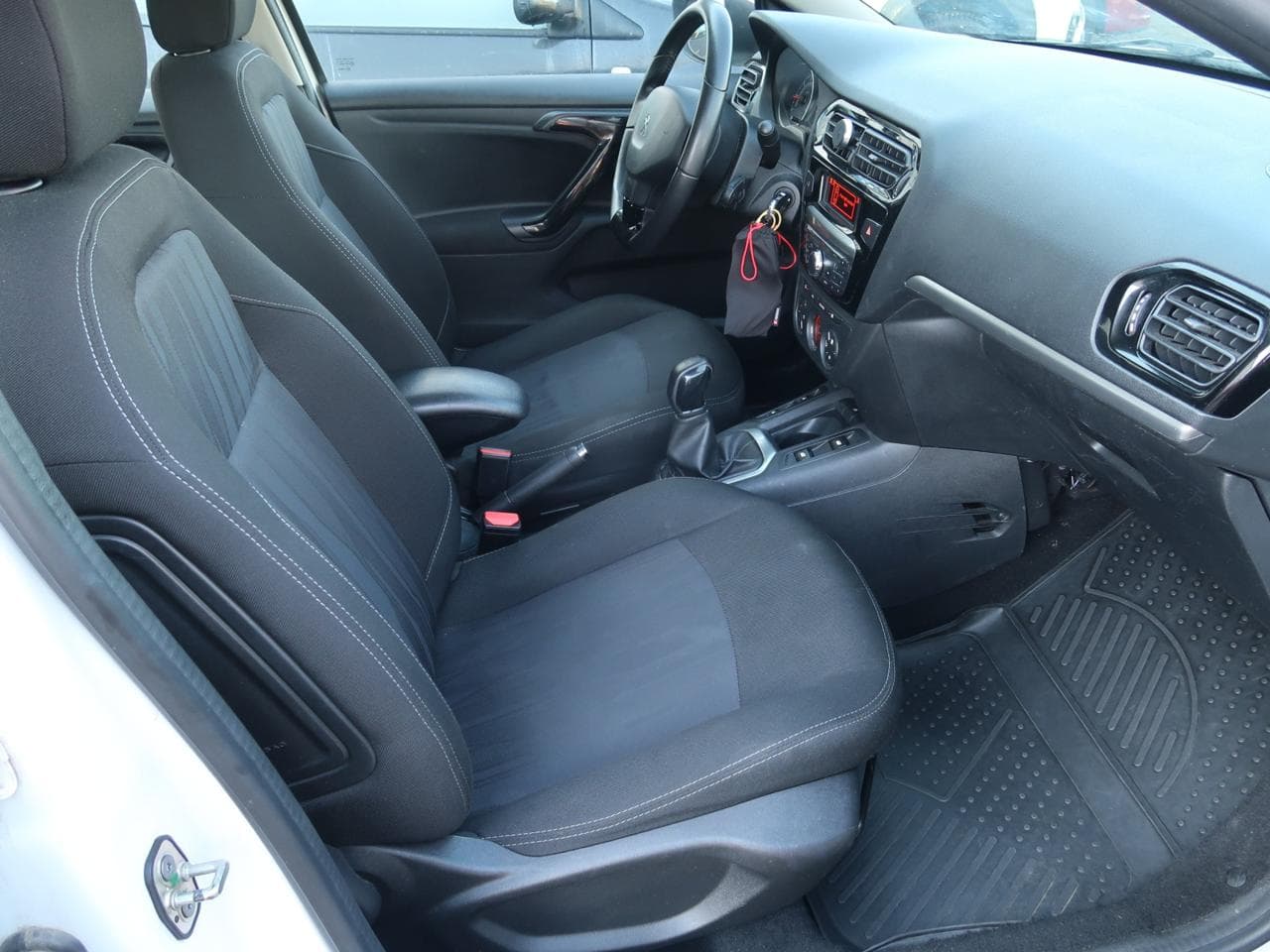 2016 Peugeot 301 - 12