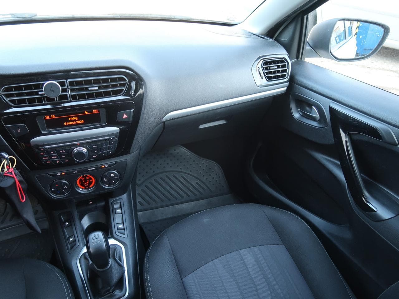 2016 Peugeot 301 - 11