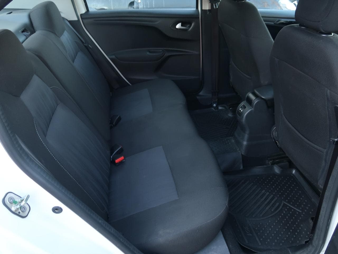2016 Peugeot 301 - 13