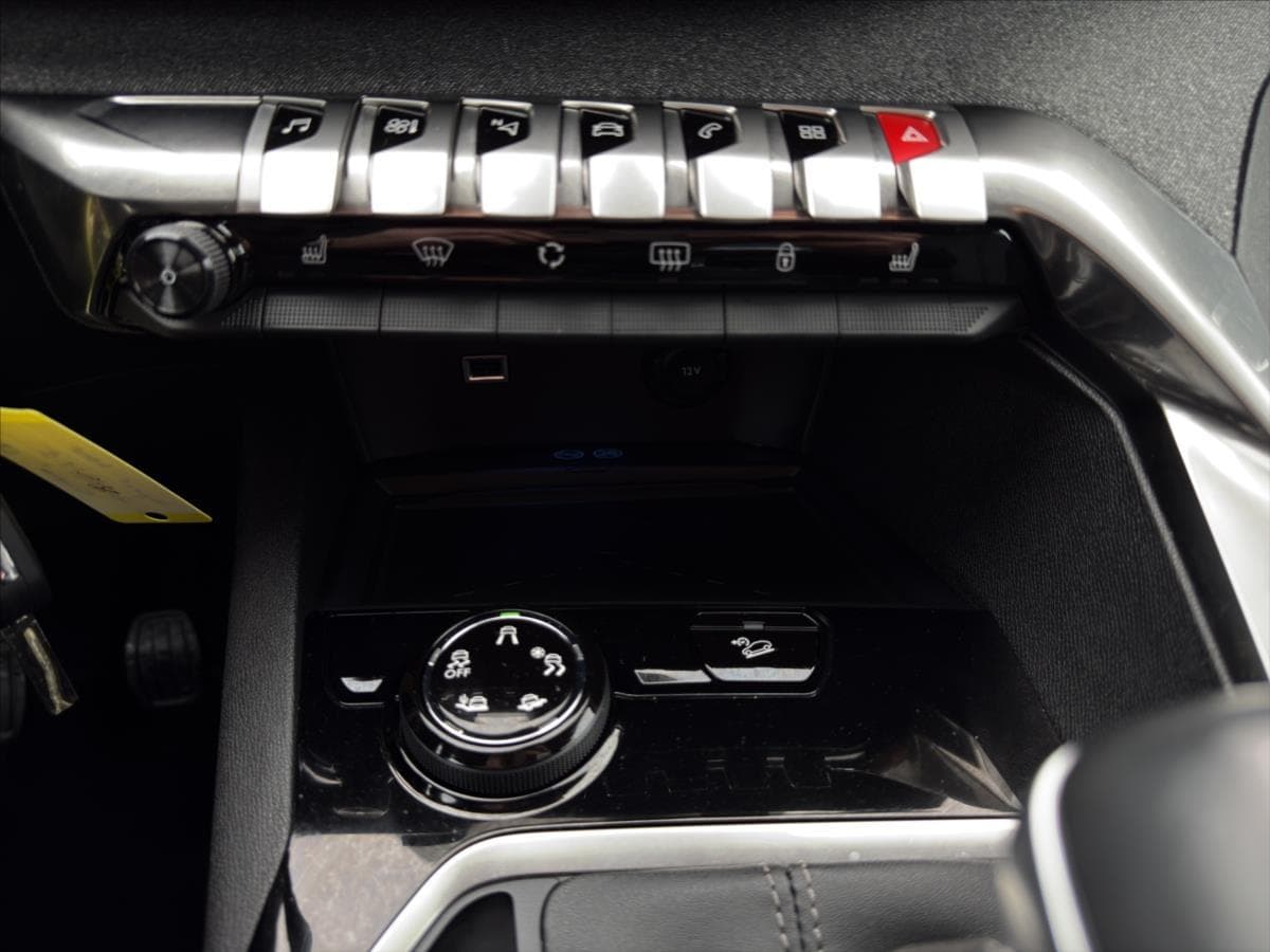 2019 Peugeot 3008 - 14