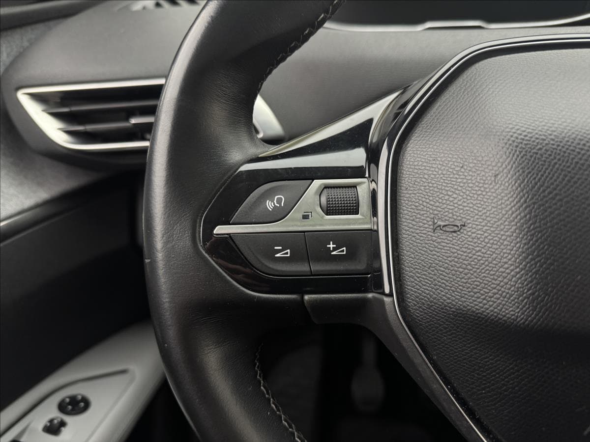 2016 Peugeot 3008 - 9