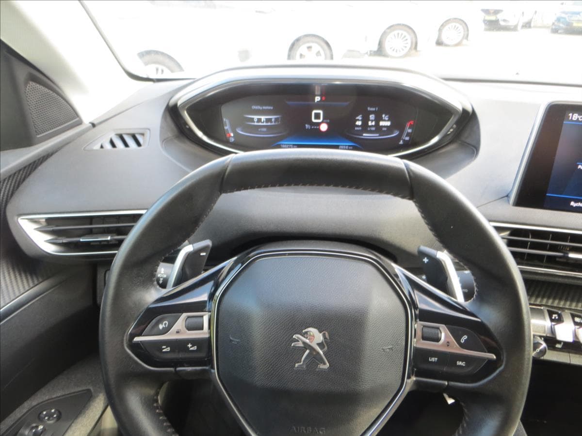 2020 Peugeot 3008 - 20