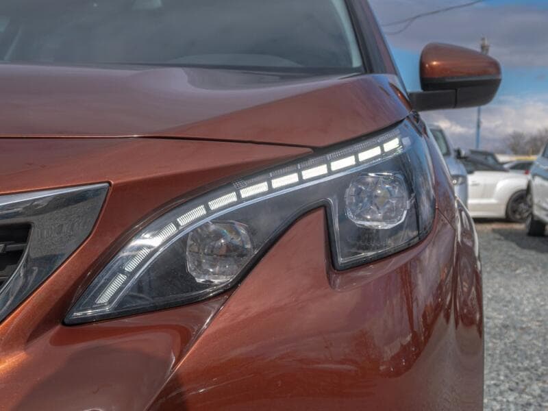 2018 Peugeot 3008 - 10