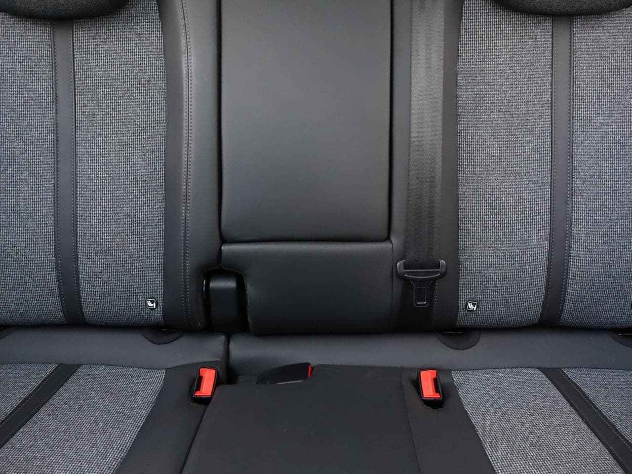 2016 Peugeot 3008 - 12