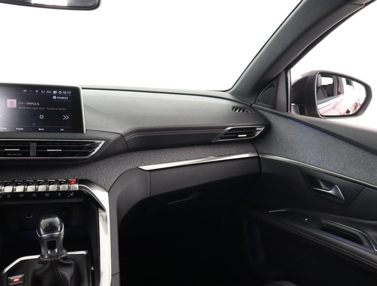 2016 Peugeot 3008 - 11