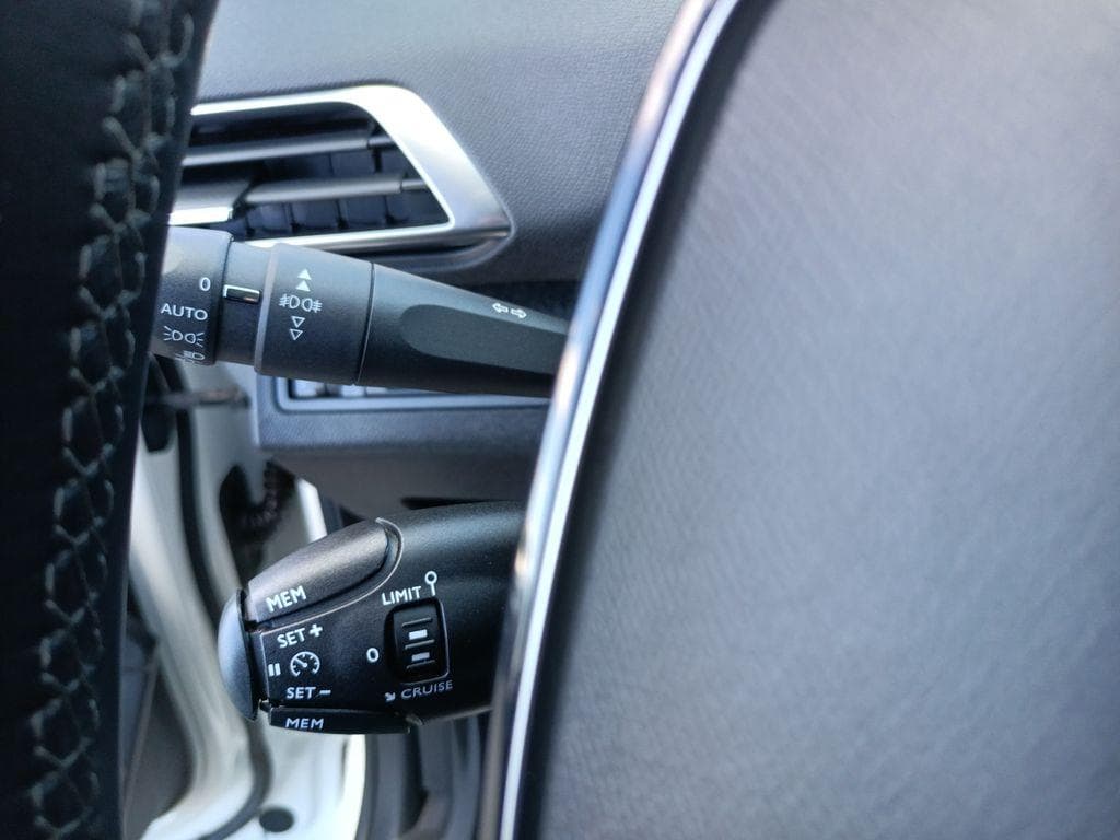 2017 Peugeot 3008 - 14