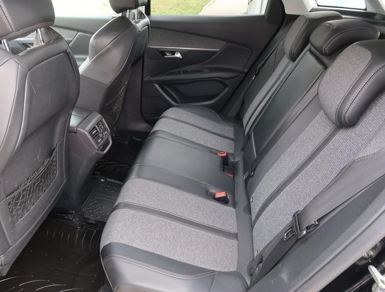 2017 Peugeot 3008 - 15