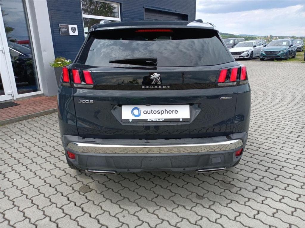 2018 Peugeot 3008 - 11