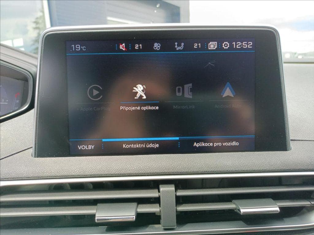 2018 Peugeot 3008 - 16