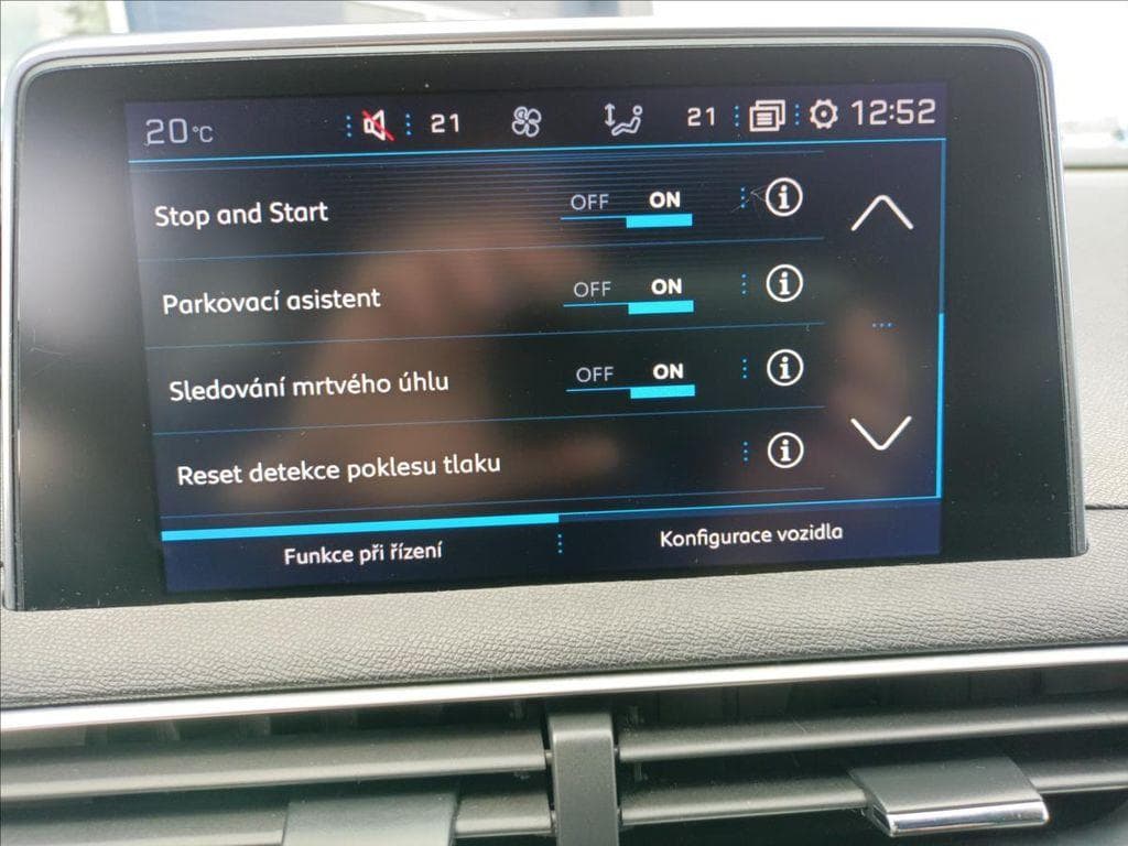 2018 Peugeot 3008 - 18