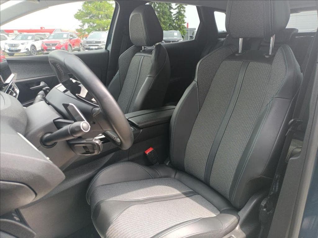 2023 Peugeot 3008 - 13