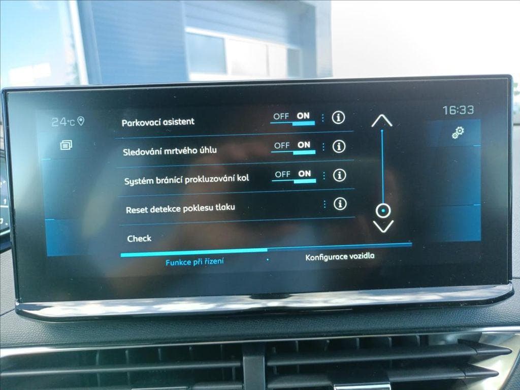 2023 Peugeot 3008 - 16