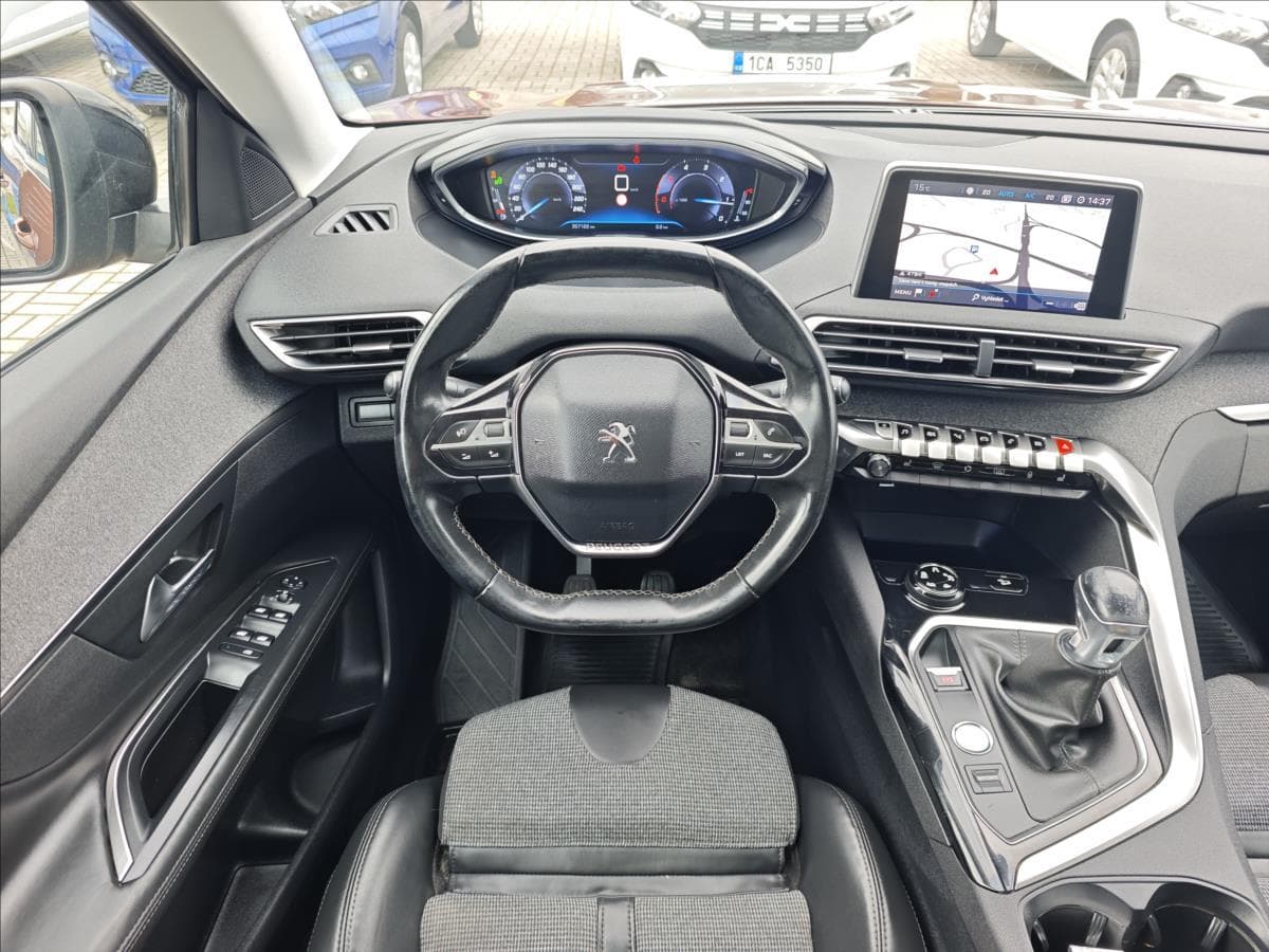 2017 Peugeot 3008 - 17