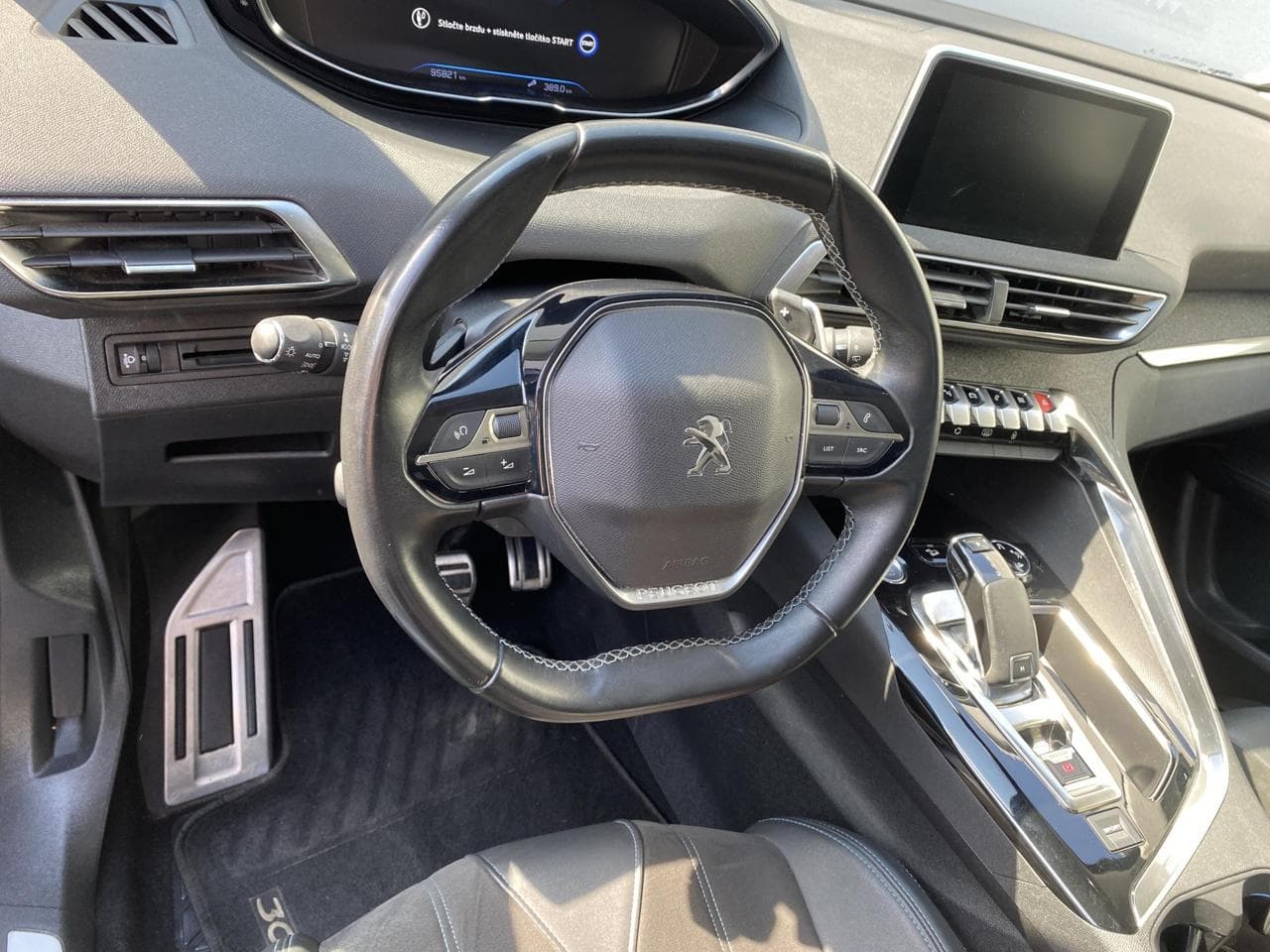 2020 Peugeot 3008 - 12