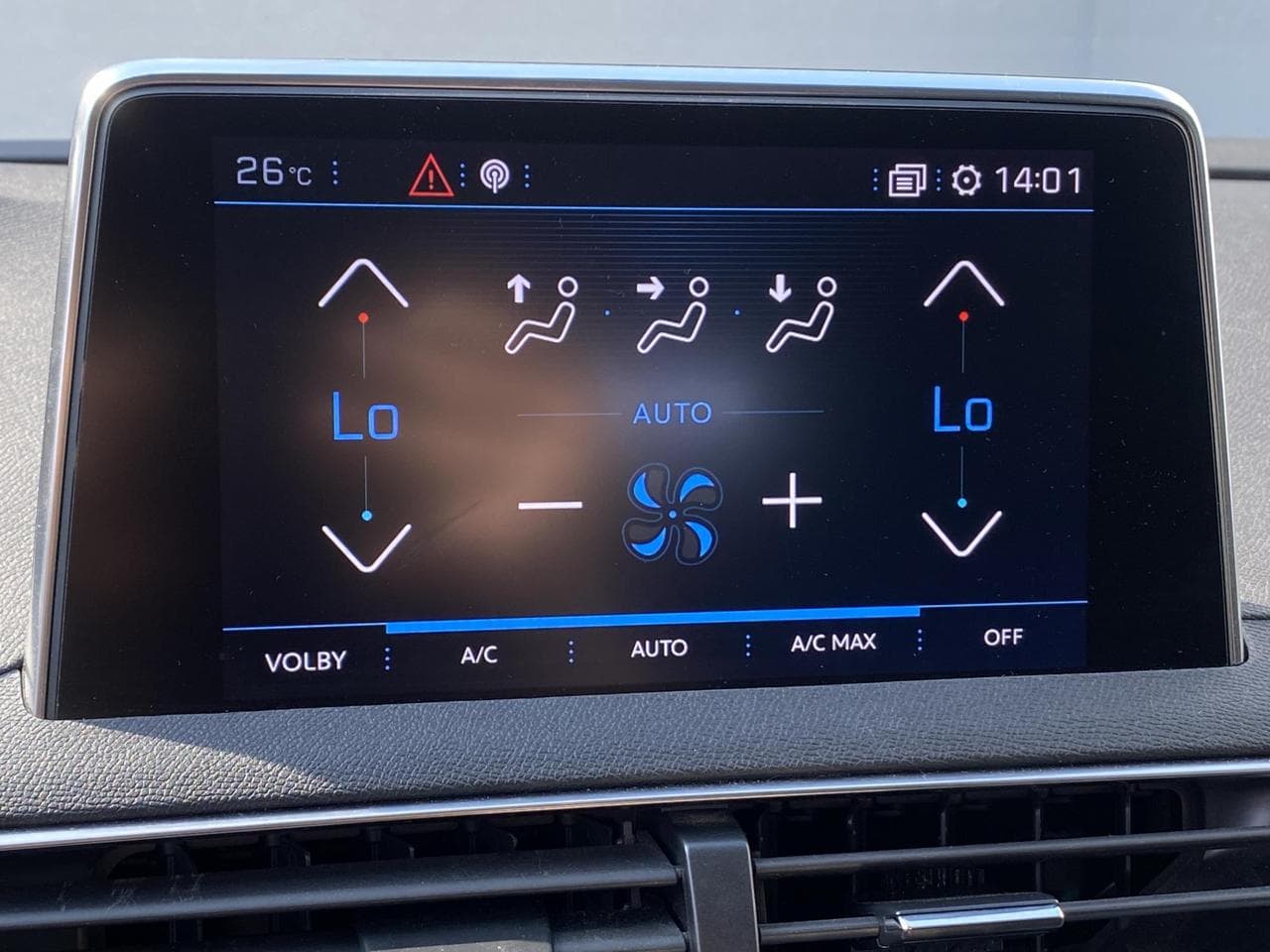 2020 Peugeot 3008 - 16