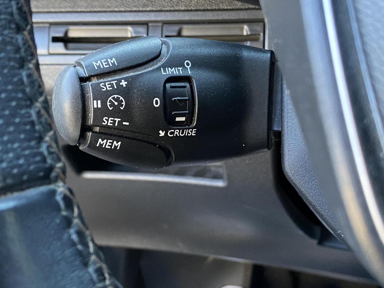 2018 Peugeot 3008 - 14