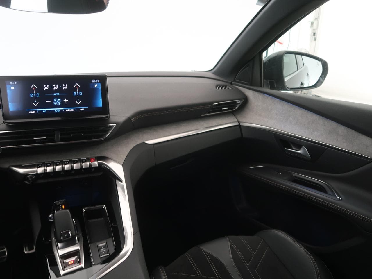 2021 Peugeot 3008 - 16