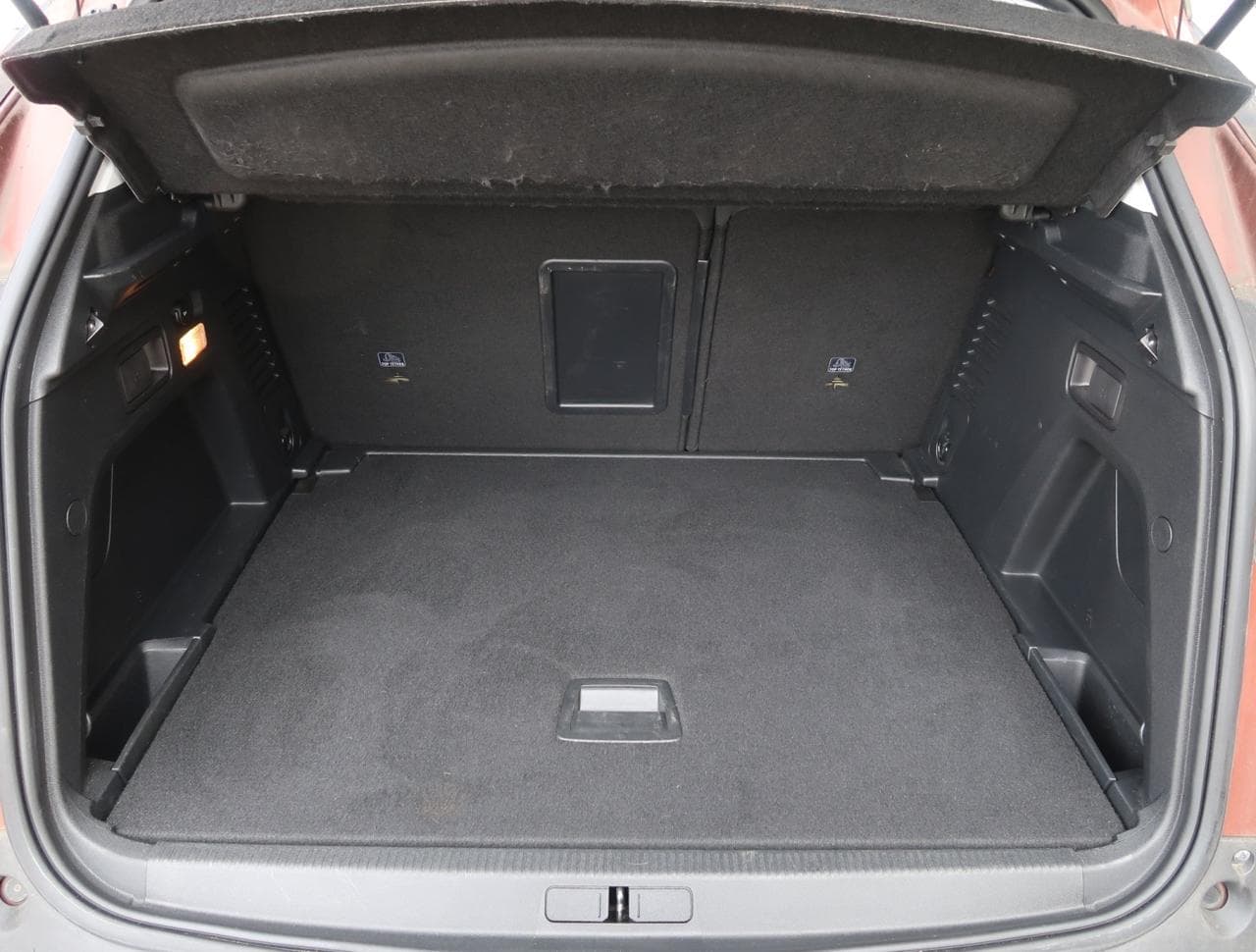 2020 Peugeot 3008 - 28