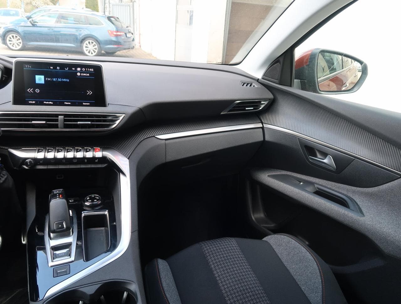 2020 Peugeot 3008 - 11
