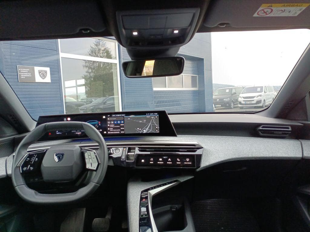 2025 Peugeot 3008 - 3