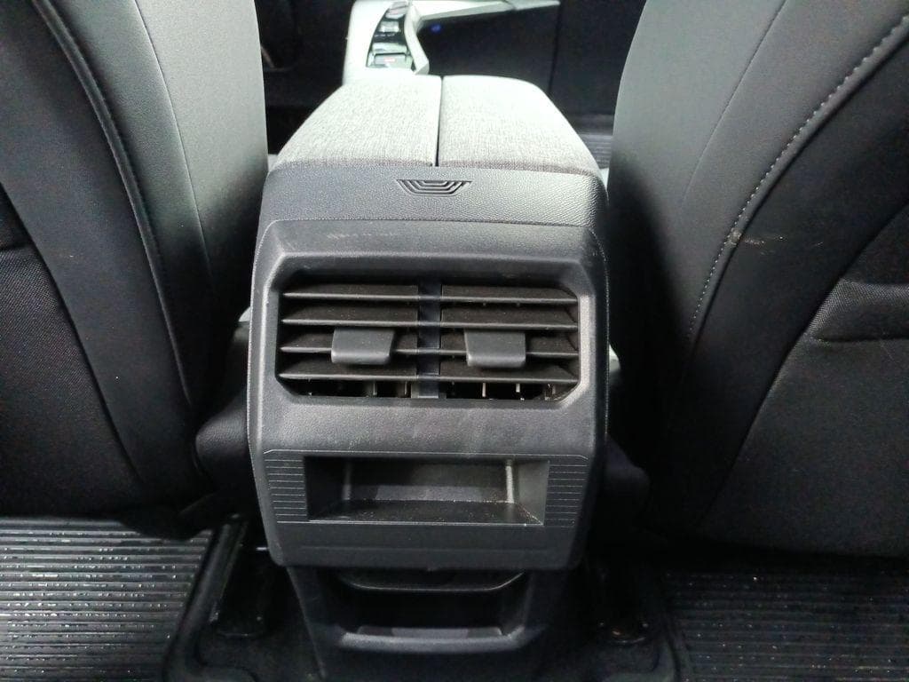2025 Peugeot 3008 - 39