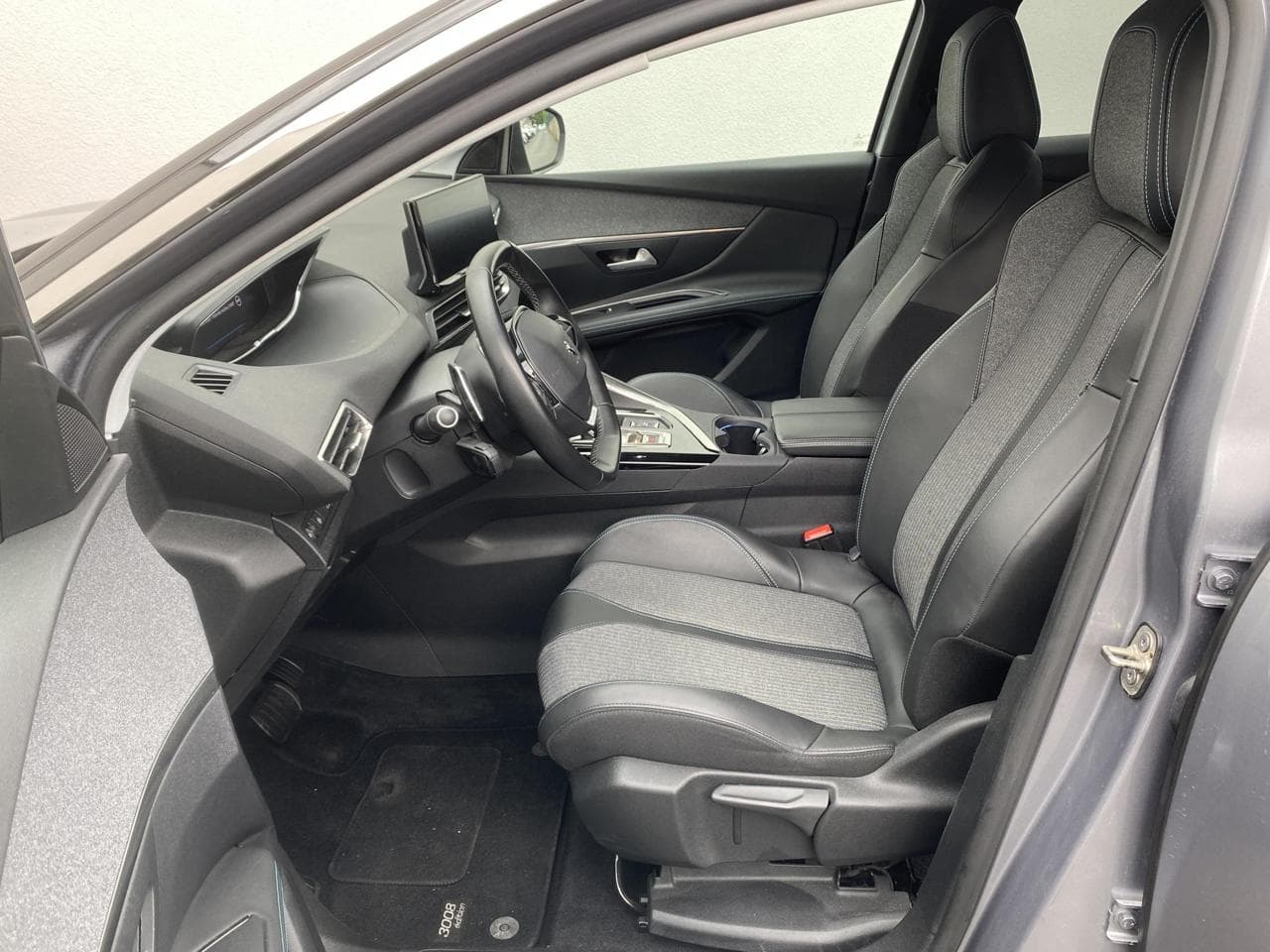 2021 Peugeot 3008 - 14