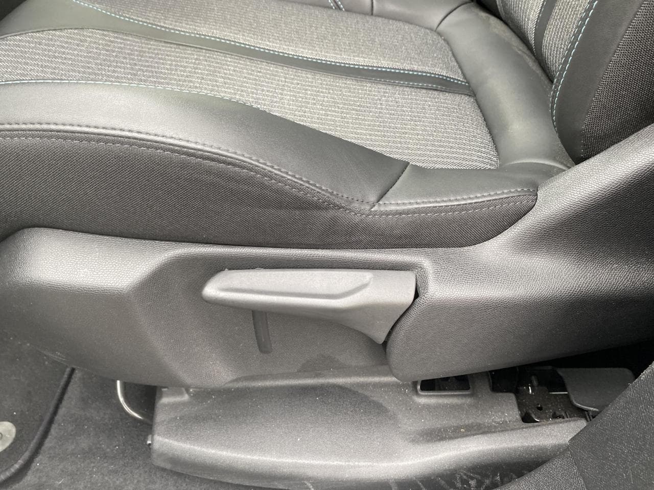 2021 Peugeot 3008 - 23