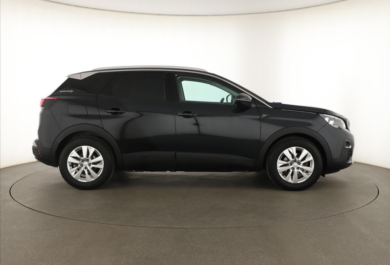 2019 Peugeot 3008 - 8