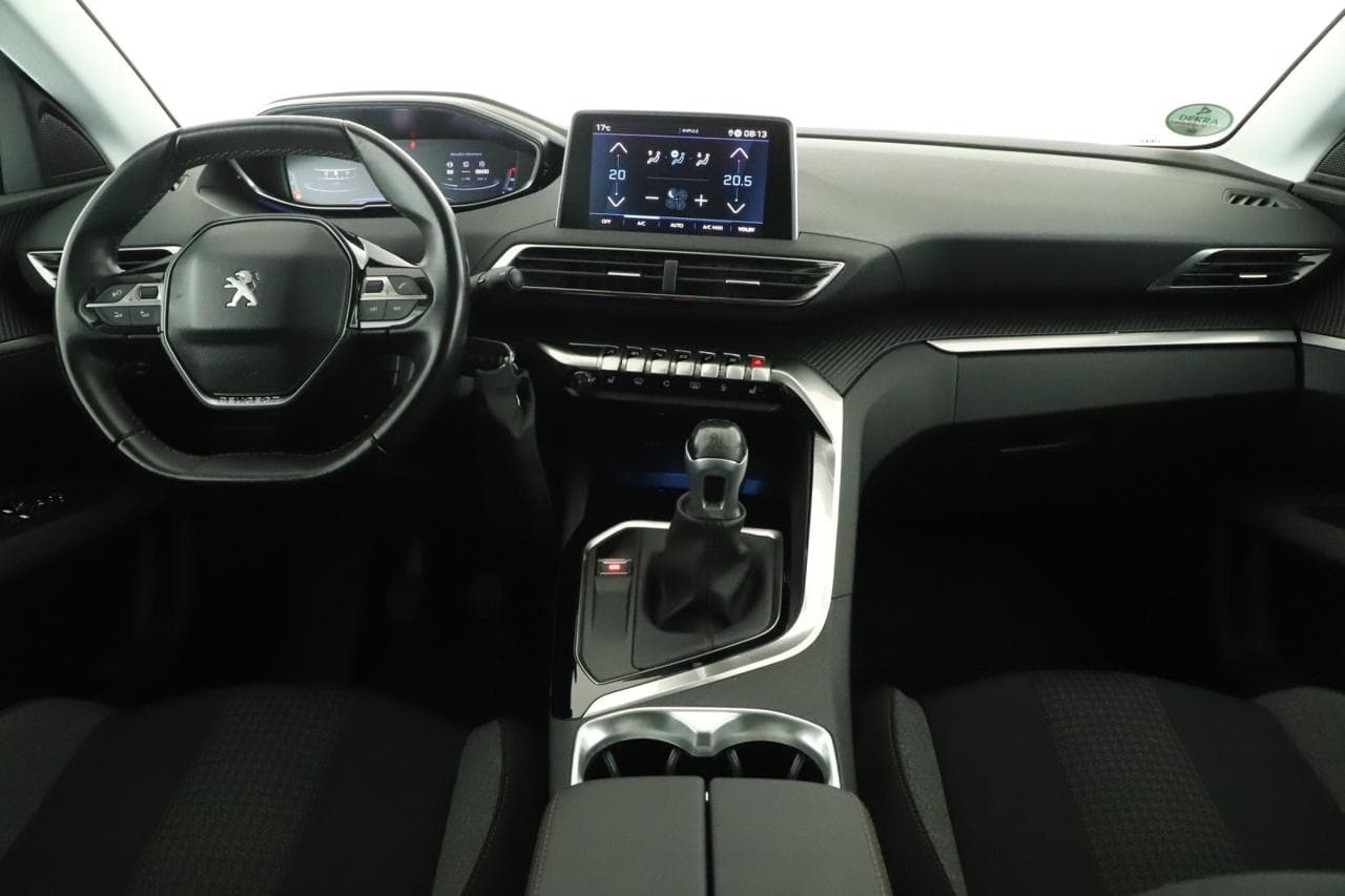 2019 Peugeot 3008 - 9