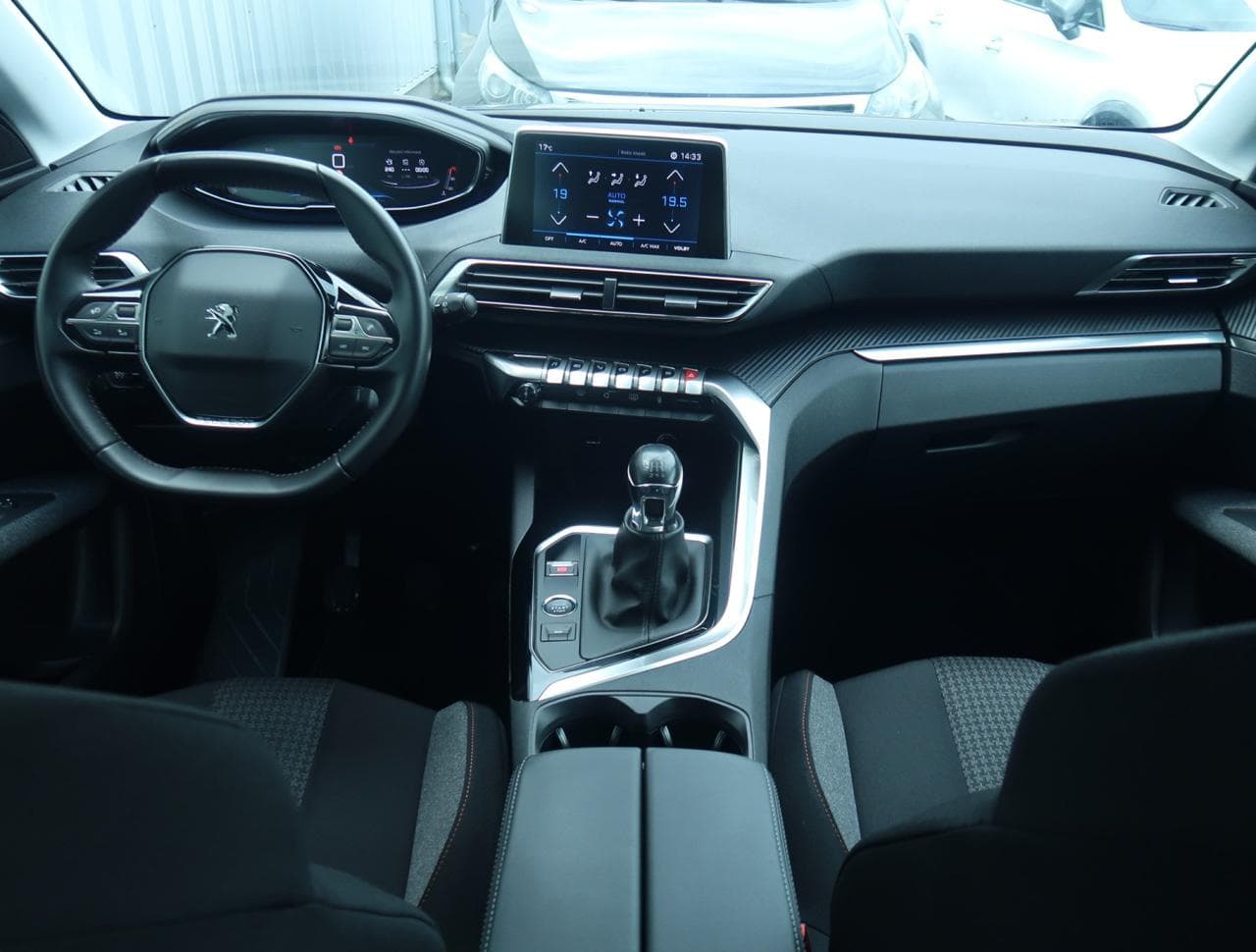 2021 Peugeot 3008 - 10