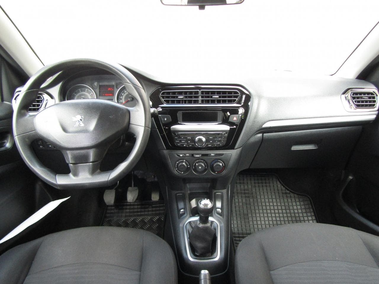 2014 Peugeot 301 - 8