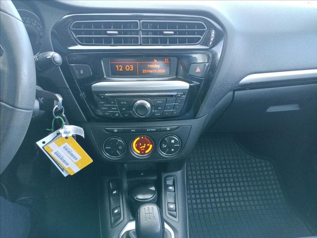 2013 Peugeot 301 - 8