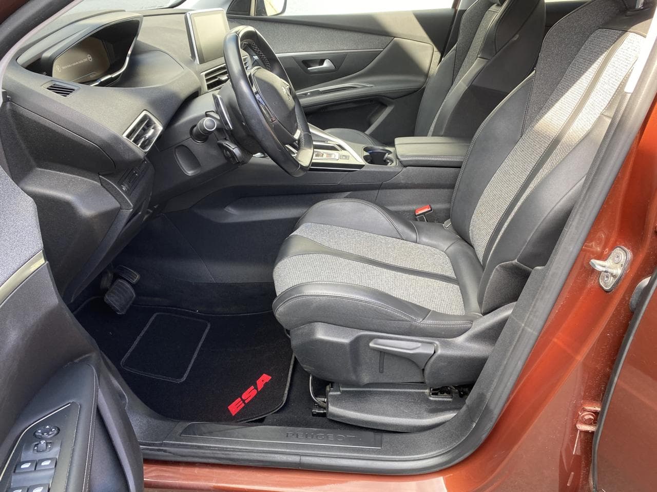 2018 Peugeot 3008 - 16