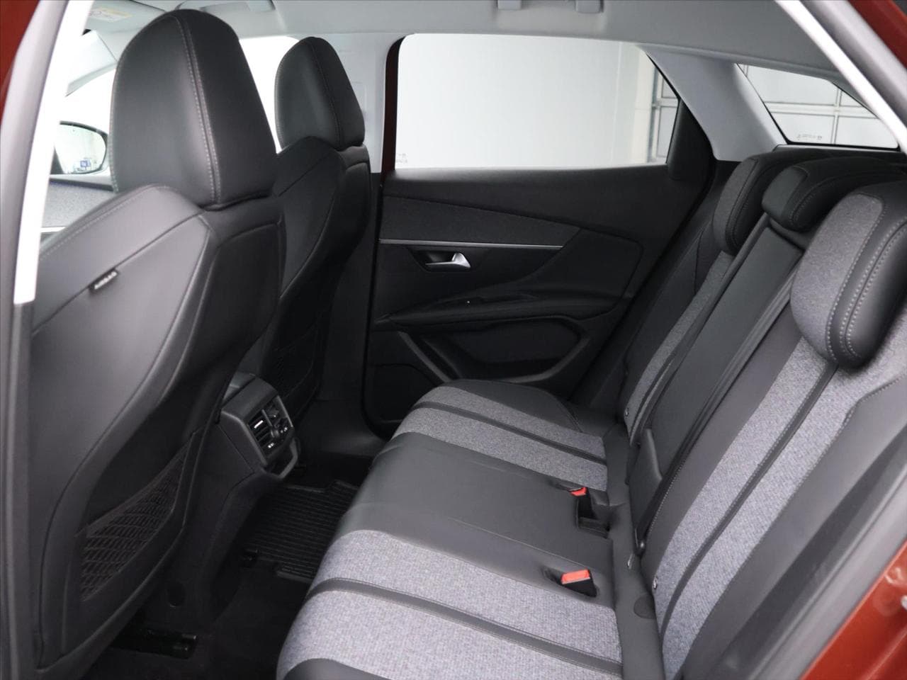 2019 Peugeot 3008 - 13
