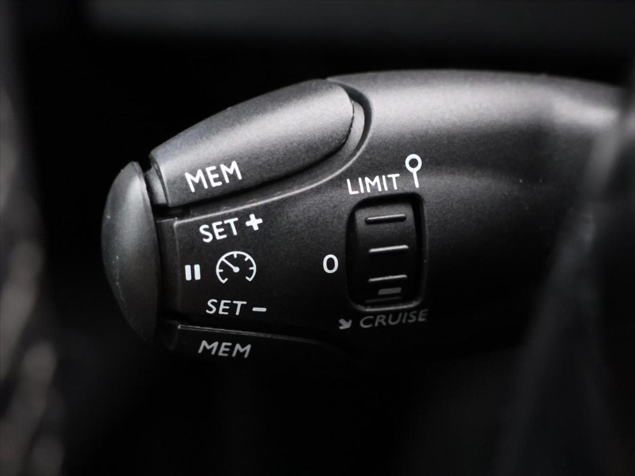 2019 Peugeot 3008 - 17