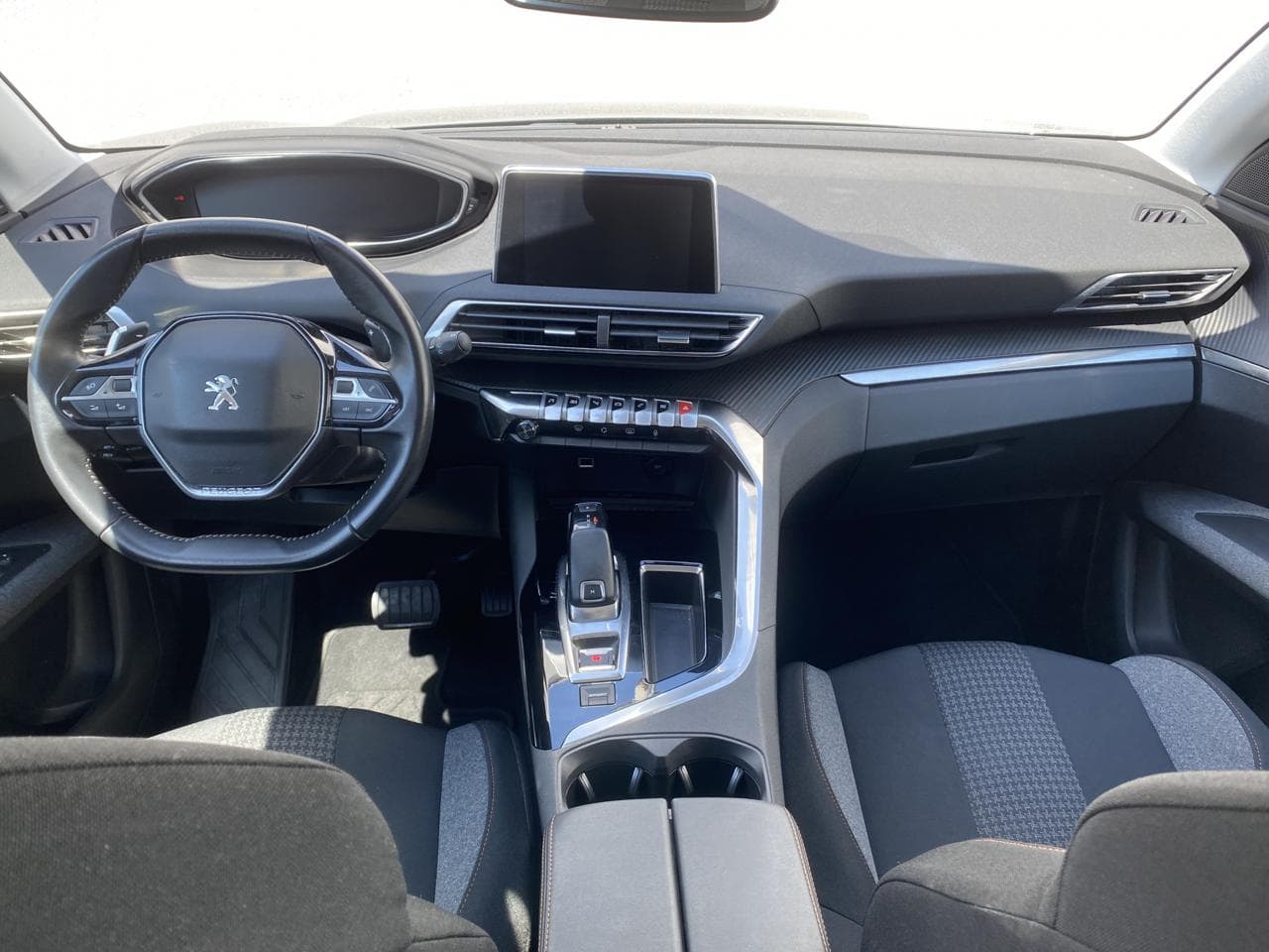 2020 Peugeot 3008 - 8