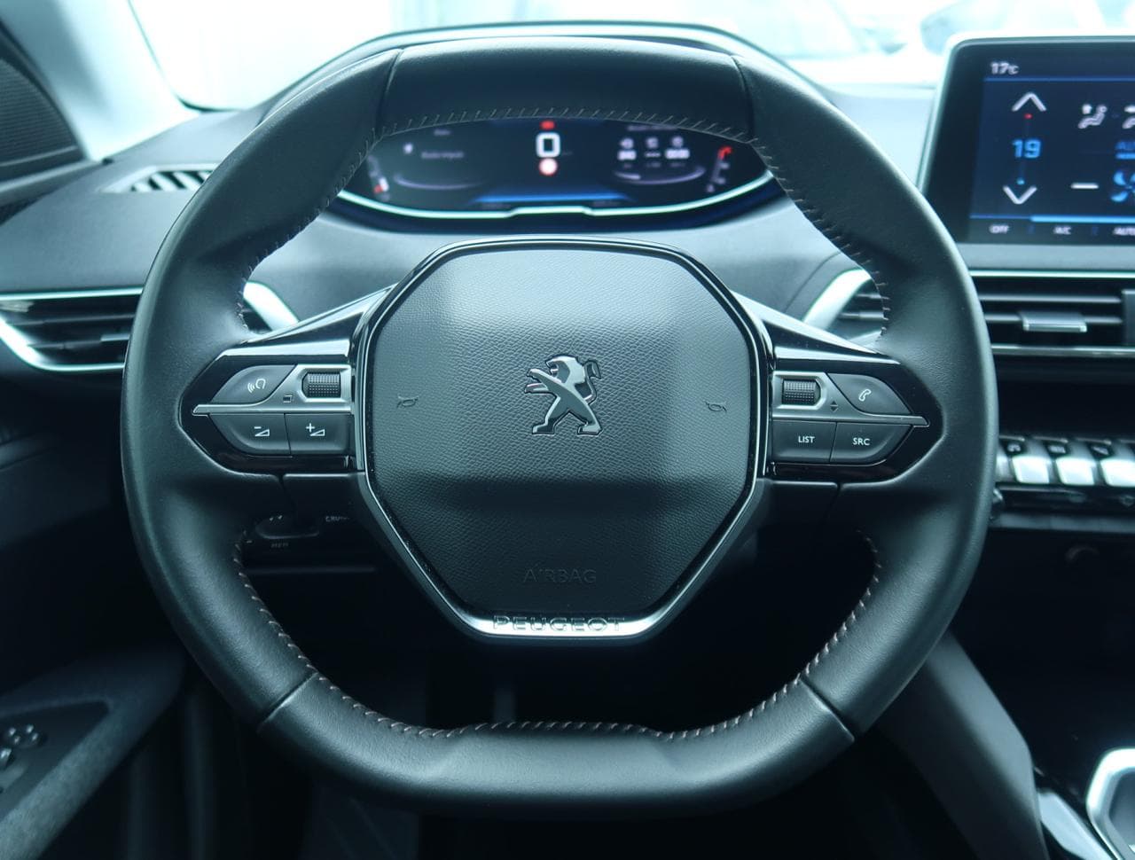 2021 Peugeot 3008 - 18