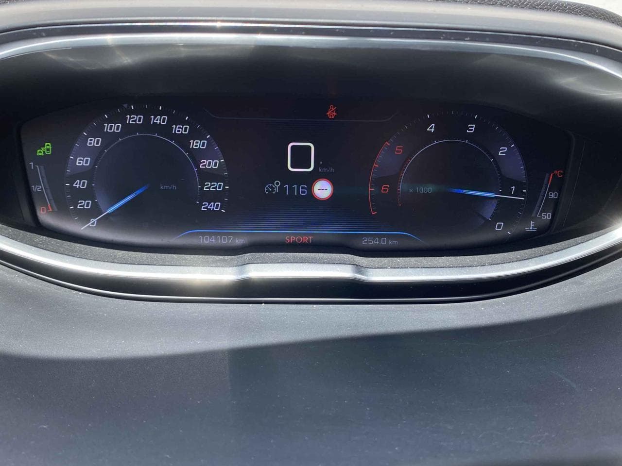 2018 Peugeot 3008 - 17