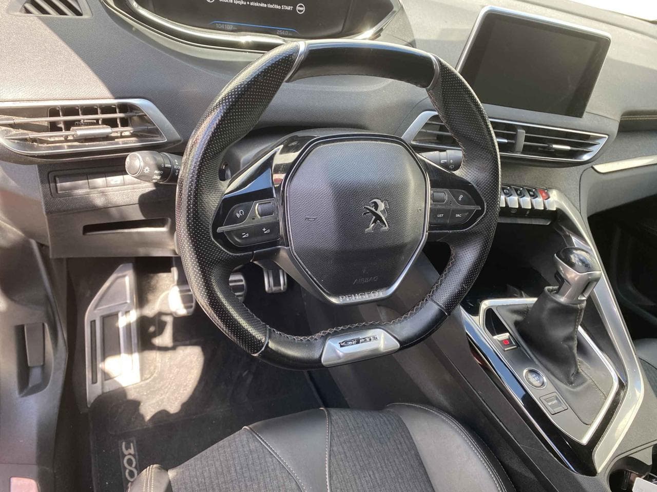 2018 Peugeot 3008 - 12