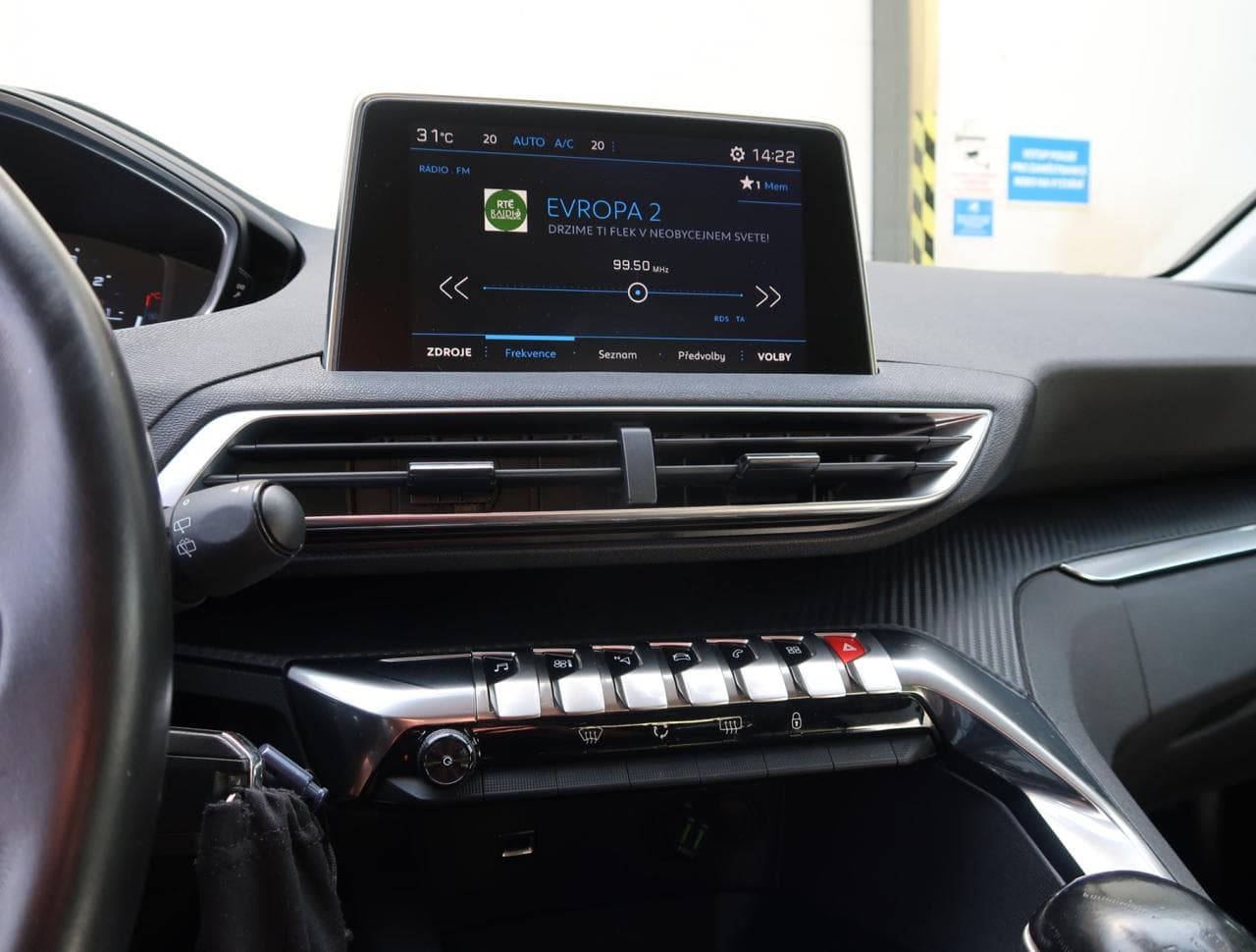 2017 Peugeot 3008 - 18